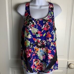 Nicole Tank Top Size M